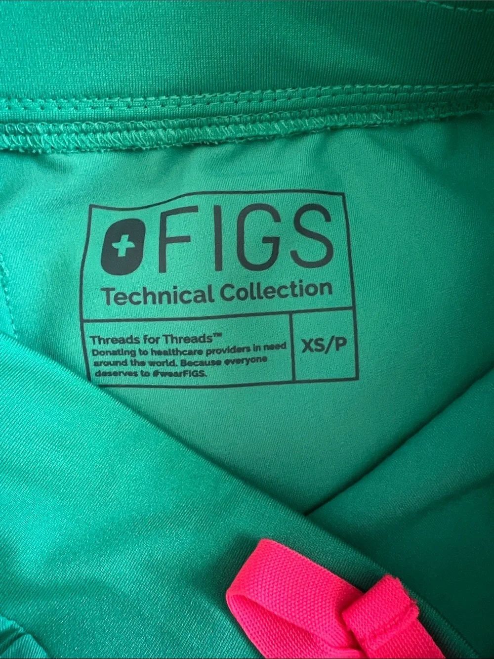 Like New! FIGS Zamora Jogger Scrub Pants PO#1426 Surgical Green in XS/P - Picture 11 of 16
